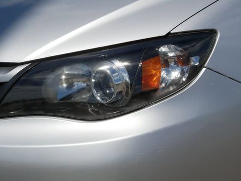 Used 2010 Subaru Impreza 2.5i Premium AWD/4WD image 10