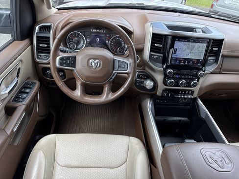 Used 2019 RAM 1500 Laramie AWD/4WD image 12