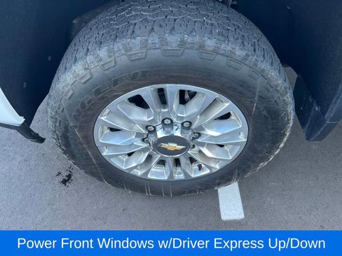 Used 2022 Chevrolet Silverado 2500 High Country w/ Z71 Off-Road Package image 25