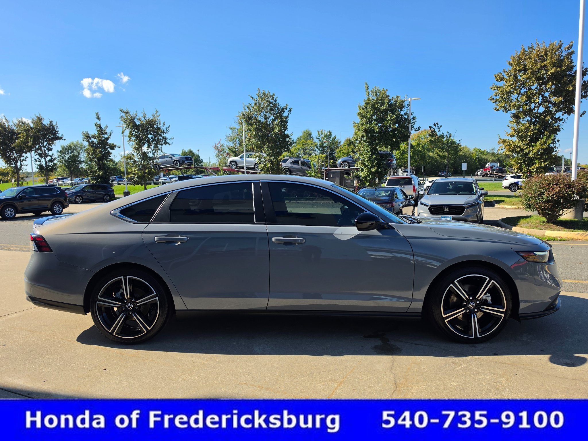 Used 2025 Honda Accord Sport image 7