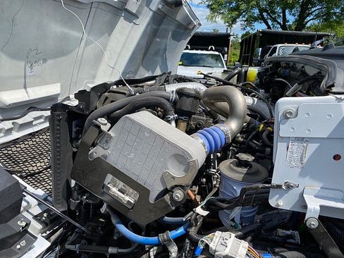 Used 2026 Ford F650 2WD Regular Cab Super Duty image 53