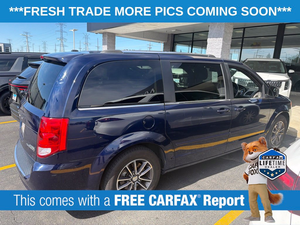 Used 2016 Dodge Grand Caravan SXT FWD image 4