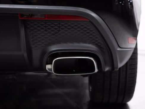 Certified 2026 Porsche Macan AWD/4WD image 20