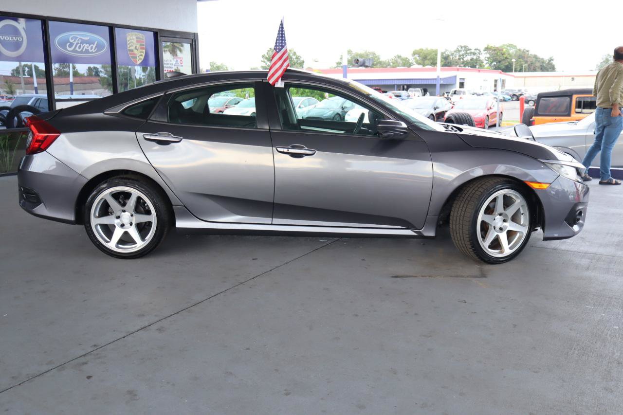Used 2017 Honda Civic EX-T image 6