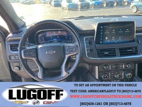 Used 2022 Chevrolet Suburban RST w/ Luxury Package image 18
