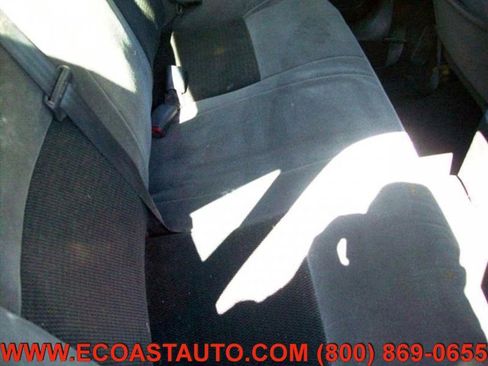 Used 2003 Ford Taurus SE image 6