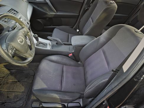 Used 2010 MAZDA MAZDA3 i Touring image 6