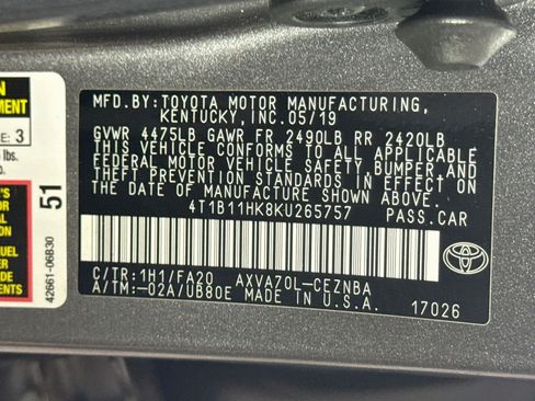 Used 2019 Toyota Camry LE FWD image 39