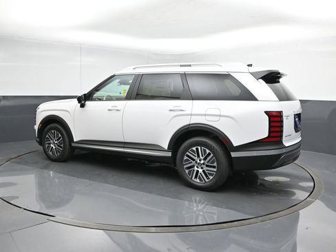 New 2026 Hyundai Palisade SEL Premium FWD image 3