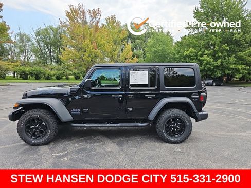 Used 2023 Jeep Wrangler Unlimited w/ Cold Weather Group AWD/4WD image 1