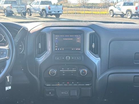 Used 2021 Chevrolet Silverado 1500 Custom w/ Safety Confidence Package image 15