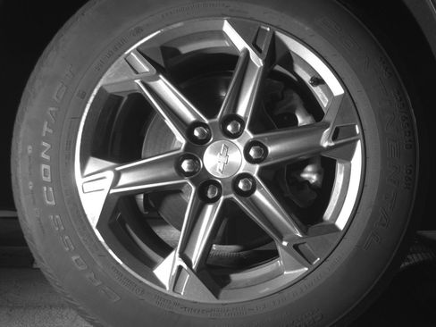 Used 2025 Chevrolet Blazer LT FWD image 13