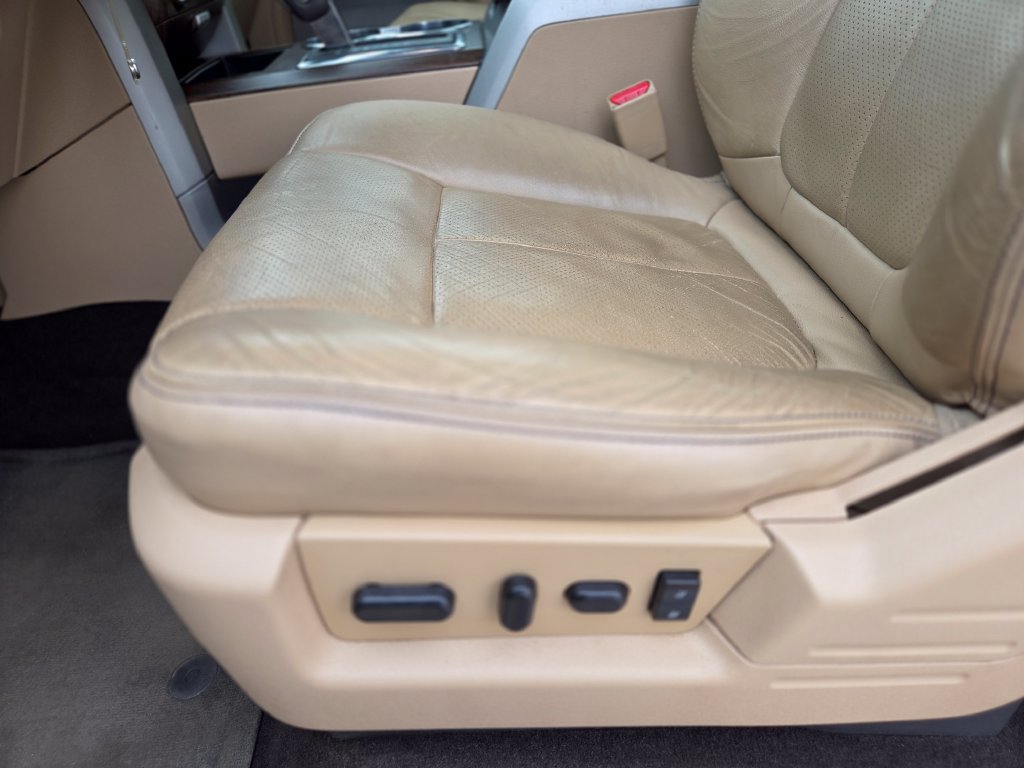 Used 2013 Ford F150 Lariat w/ Luxury Equipment Group RWD image 26