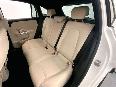 Used 2026 Mercedes-Benz GLA 250 image 17