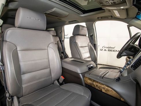 Used 2015 GMC Yukon Denali w/ Open Road Package image 25