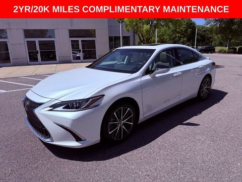 Certified 2024 Lexus ES 350 w/ Premium Package FWD image 3