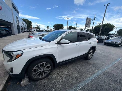 Used 2021 GMC Terrain SLT AWD/4WD image 15