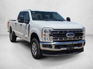 Used 2024 Ford F250 XLT w/ FX4 Off-Road Package AWD/4WD video 3