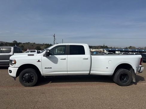 Used 2024 RAM 3500 Big Horn w/ Night Edition image 6