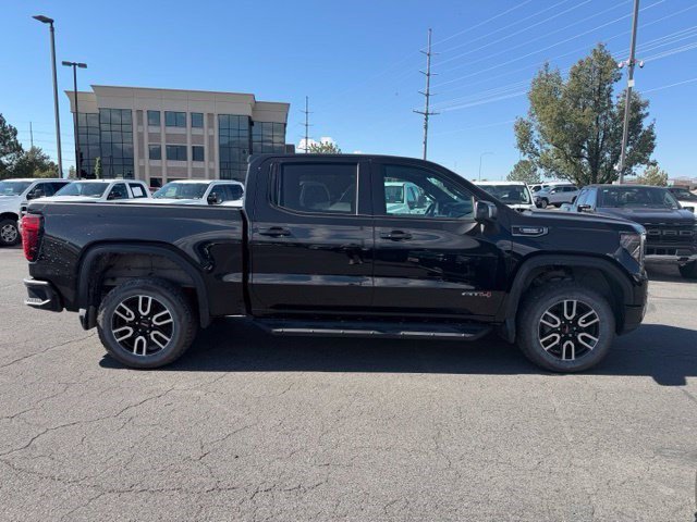 Used 2023 GMC Sierra 1500 AT4 w/ AT4 Premium Package AWD/4WD image 7