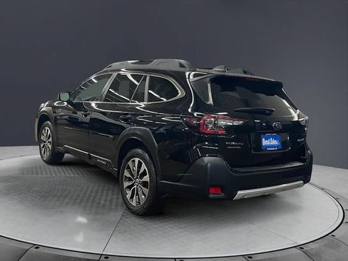 Used 2024 Subaru Outback Limited AWD/4WD image 3