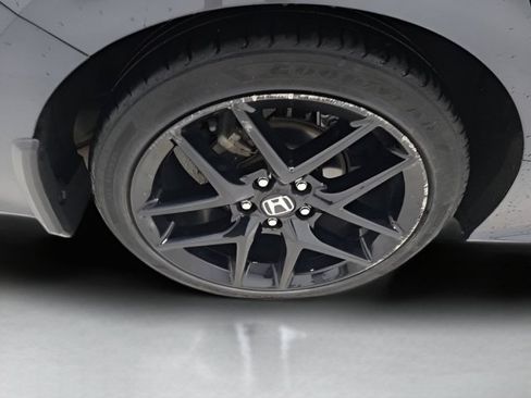 Used 2024 Honda Civic Sport image 9