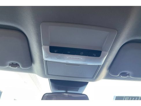 Used 2025 Nissan Sentra SR FWD image 23