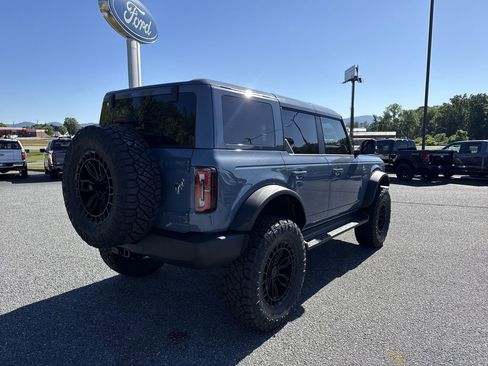 New 2025 Ford Bronco Outer Banks w/ Sasquatch Package AWD/4WD image 7