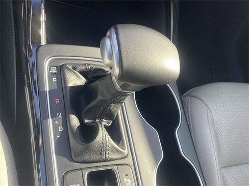 Used 2019 Kia Sorento EX image 19