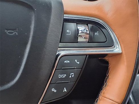 Certified 2022 Lincoln Nautilus Black Label w/ Class II Trailer Tow Package image 15