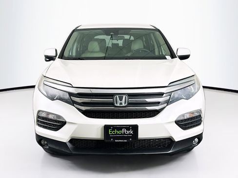 Used 2016 Honda Pilot EX image 2