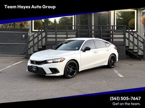 Used 2023 Honda Civic Sport image 1
