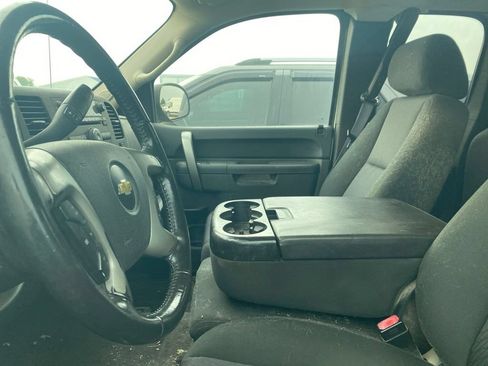 Used 2011 Chevrolet Silverado 1500 LT w/ All-Star Edition AWD/4WD image 13