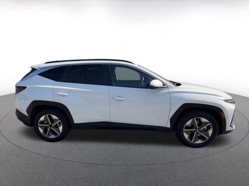 Used 2025 Hyundai Tucson SEL FWD image 15