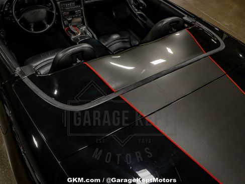 Used 2002 Chevrolet Corvette Convertible w/ Preferred Equipment Group2 image 59