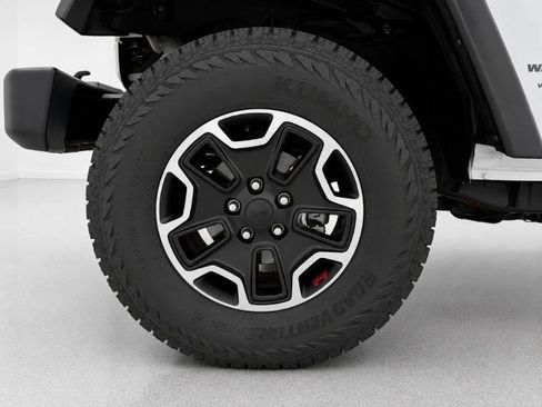 Used 2017 Jeep Wrangler Unlimited Sport w/ Quick Order Package 24S AWD/4WD image 23