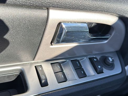 Used 2017 Ford Expedition XLT AWD/4WD image 7
