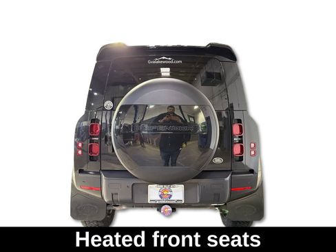 Used 2022 Land Rover Defender 110 SE image 15