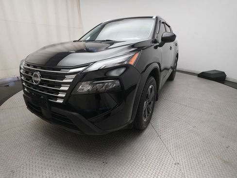 Certified 2024 Nissan Rogue SV w/ SV Premium Package AWD/4WD image 12