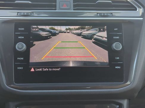 Used 2024 Volkswagen Tiguan SE FWD image 23