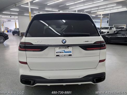 Used 2024 BMW X7 xDrive40i w/ M Sport Package AWD/4WD image 7