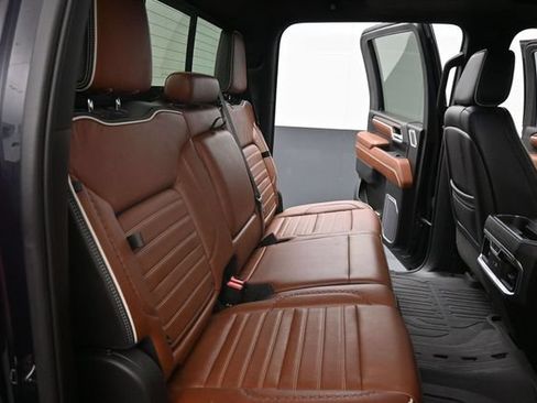 Used 2024 GMC Sierra 3500 Denali Ultimate AWD/4WD image 20