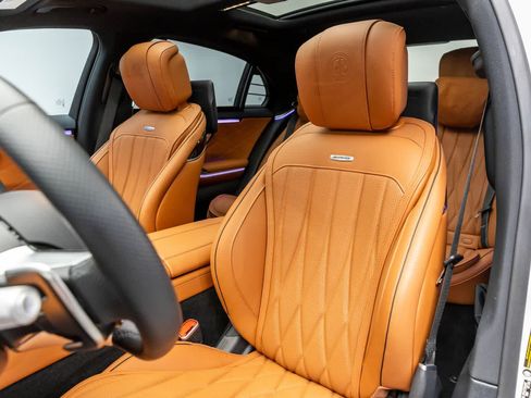 Used 2025 Mercedes-Benz S 63 AMG S w/ Rear Seat Package image 12