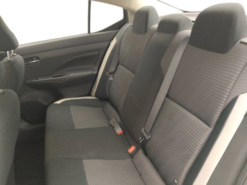 Used 2020 Nissan Versa SV FWD image 18