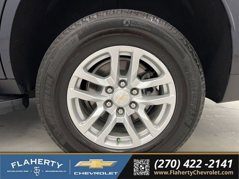 Used 2023 Chevrolet Tahoe LT w/ Luxury Package AWD/4WD image 19