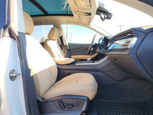 Used 2025 Audi Q8 Premium Plus w/ Premium Plus Package image 20
