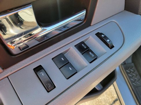 Used 2013 Ford F150 XLT w/ Luxury Equipment Group RWD image 8