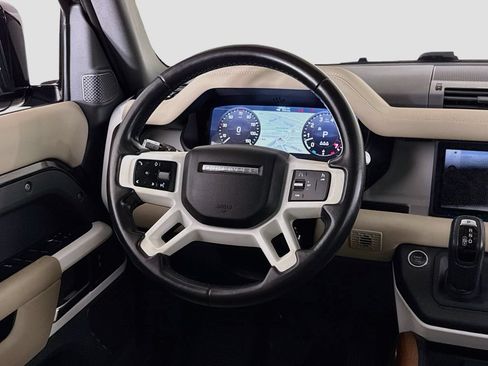 Used 2022 Land Rover Defender 110 SE AWD/4WD image 21