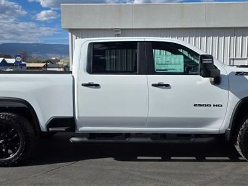 New 2026 Chevrolet Silverado 2500 LT w/ Trail Boss Package AWD/4WD image 6