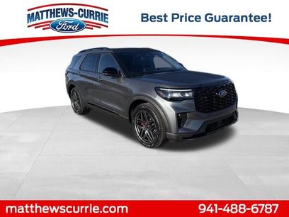 New 2025 Ford Explorer ST-Line w/ Premium Package